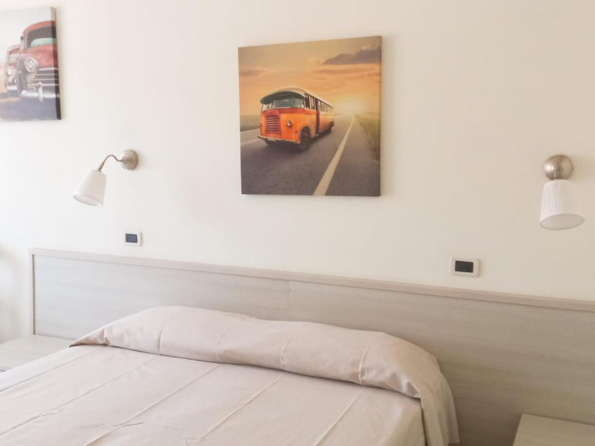 Residence Hotel Villa Mare Portoferraio Bagian luar foto