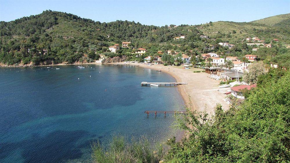 Residence Hotel Villa Mare Portoferraio Bagian luar foto