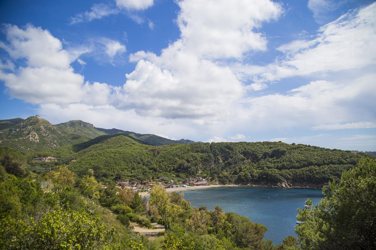 Residence Hotel Villa Mare Portoferraio Bagian luar foto