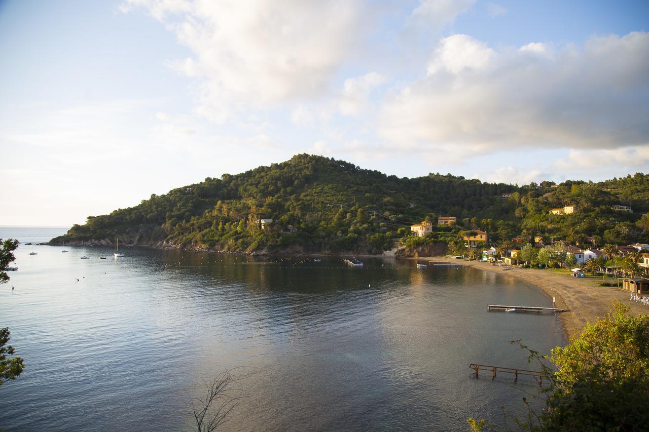 Residence Hotel Villa Mare Portoferraio Bagian luar foto