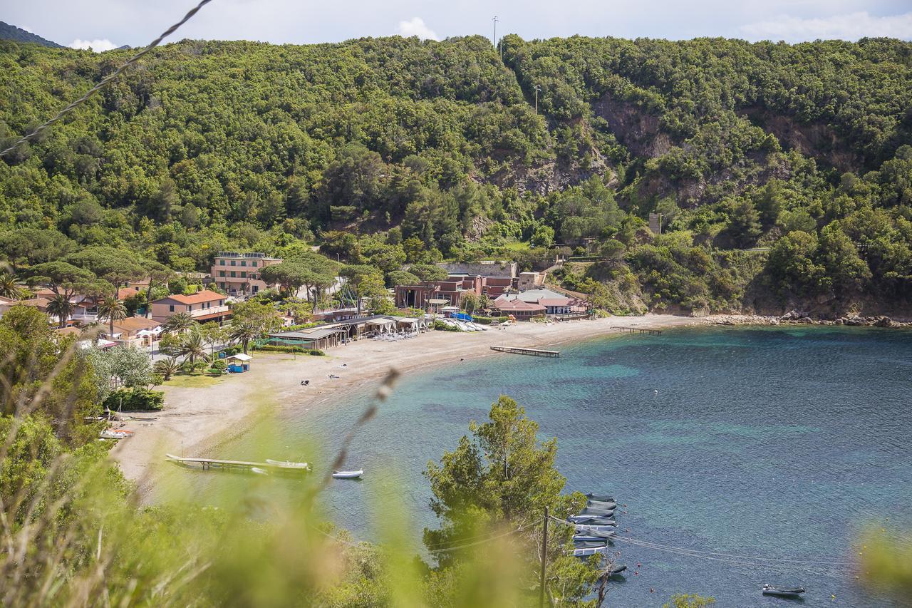 Residence Hotel Villa Mare Portoferraio Bagian luar foto